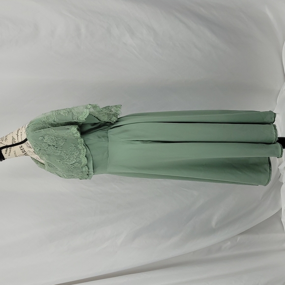 {Baltic Born} Dress off shoulder sage lace - Picture 2 of 8